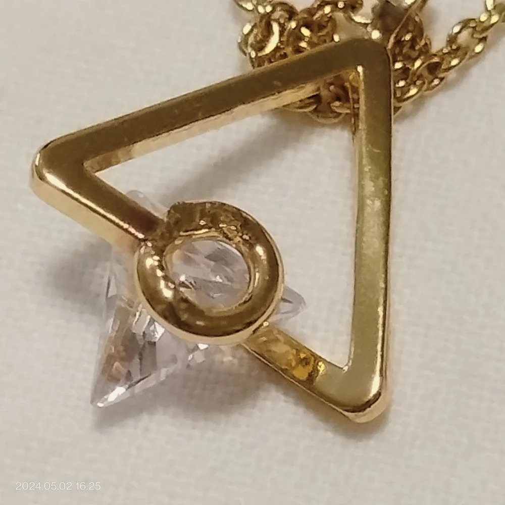 Howard Gold Tone Fashion Triangle Clear Rhinestone Accent Adjustable Necklace - Picture 8 of 8
